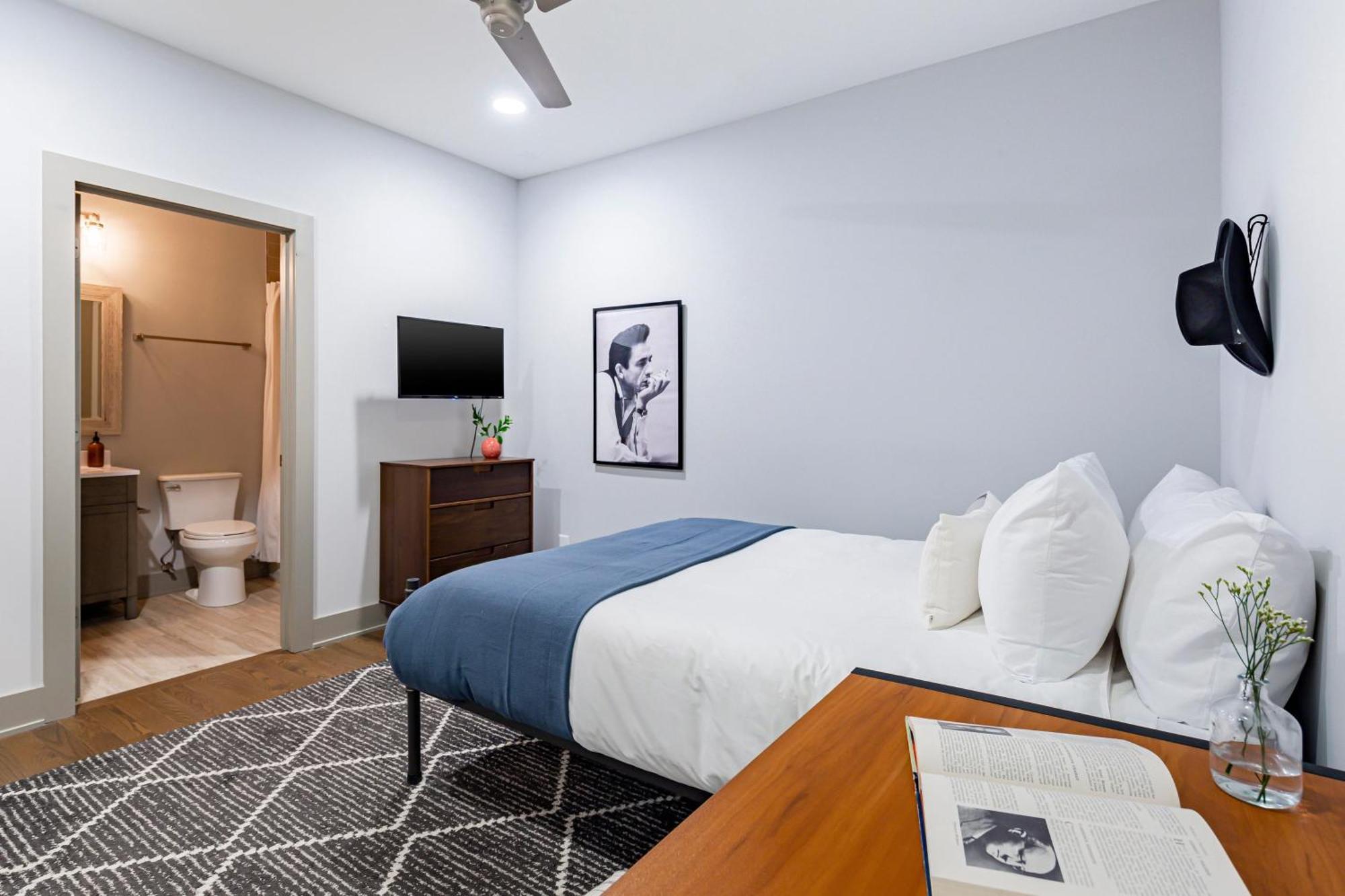 Waverly By Avantstay Nashville-Inspired Townhome W Luxury Kitchen Pool Table Экстерьер фото