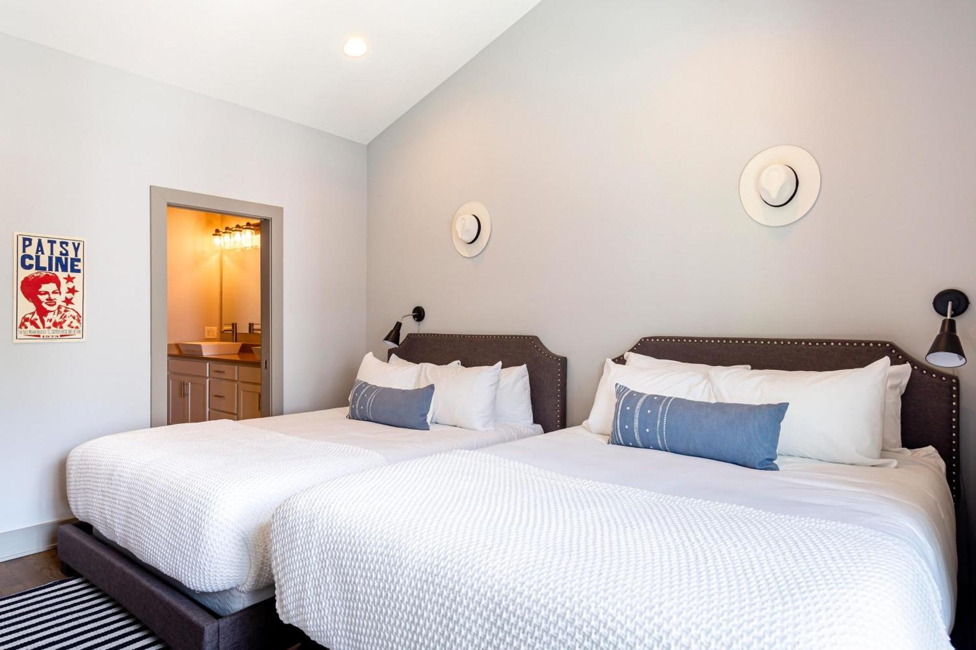 Waverly By Avantstay Nashville-Inspired Townhome W Luxury Kitchen Pool Table Экстерьер фото