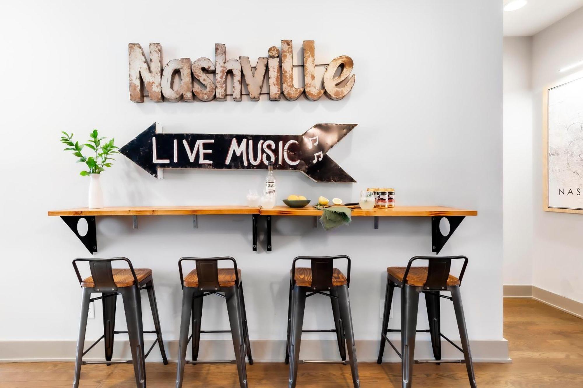 Waverly By Avantstay Nashville-Inspired Townhome W Luxury Kitchen Pool Table Экстерьер фото